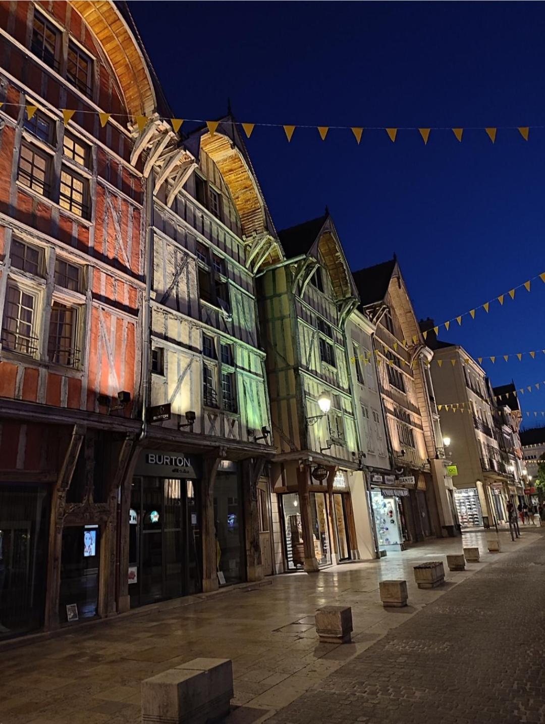 Appartement Cosy Tout Confort Troyes Exterior foto